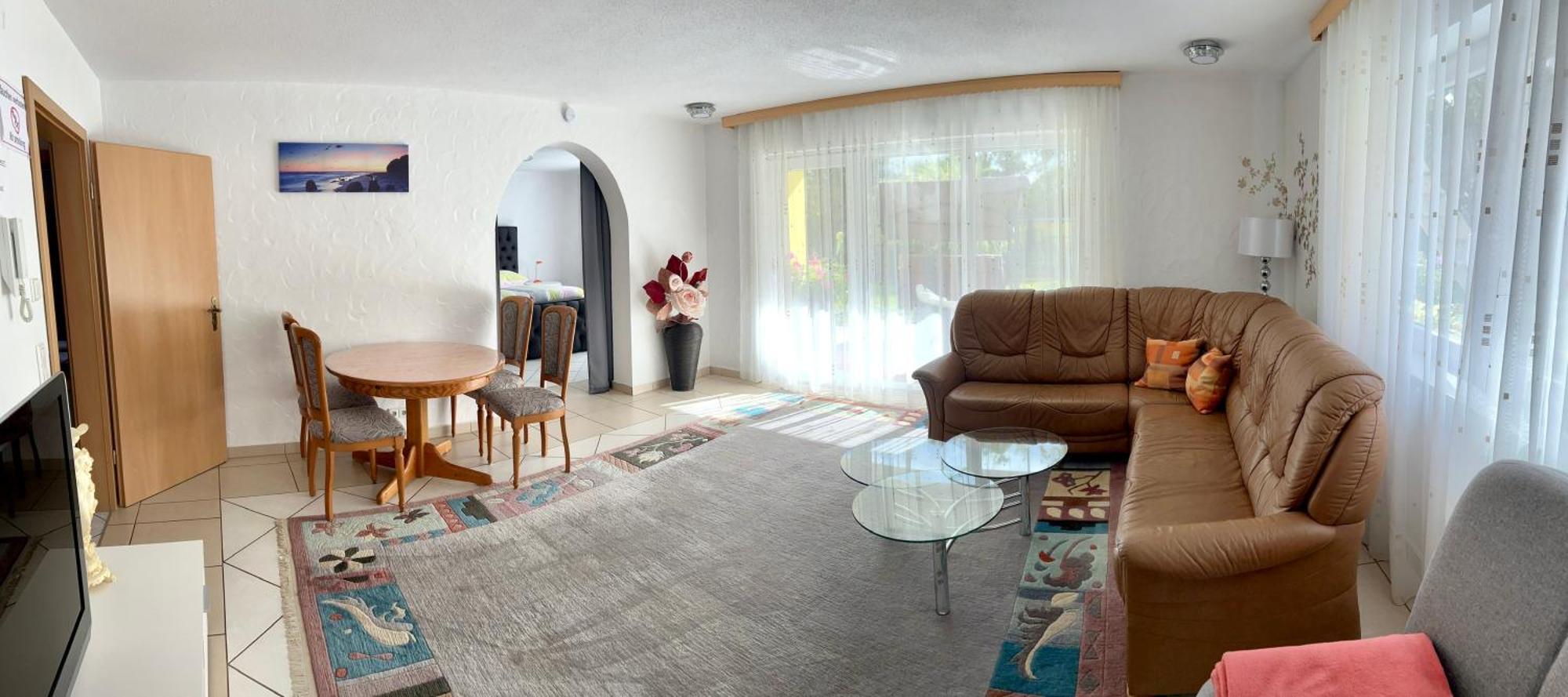 フロイデンシュタットHaus Mantaiアパートメント エクステリア 写真